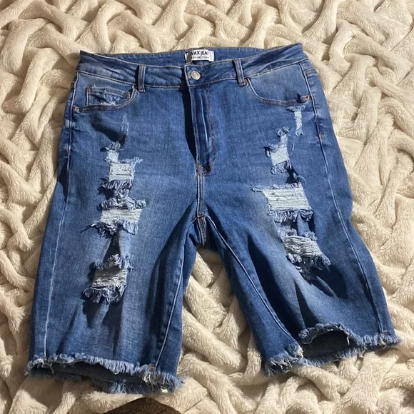 Plus size wax Jean Bermuda shorts size 3x